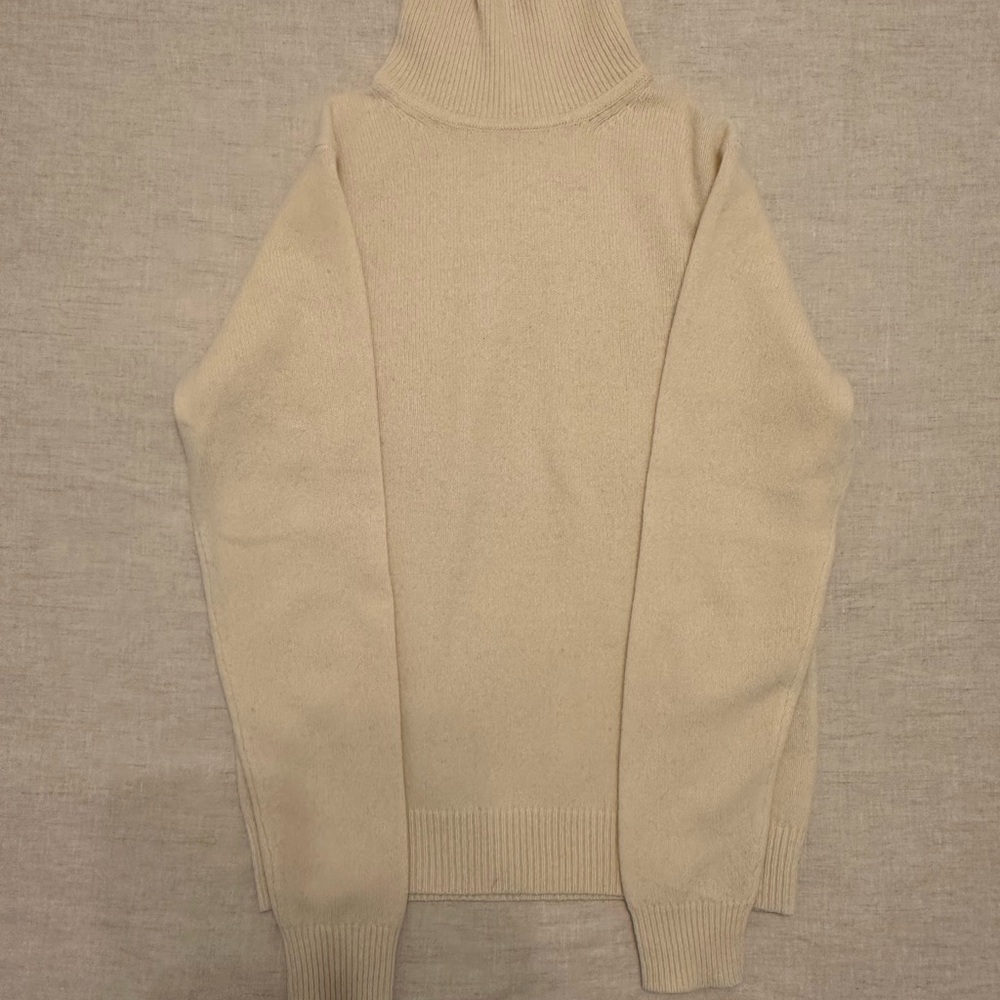 Uniqlo Cream Turtleneck Sweater